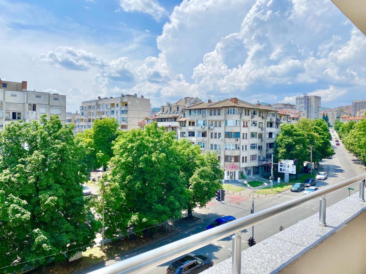 Colourful Apartment For 4 Guests And Free Parking Sztara Zagora Kültér fotó